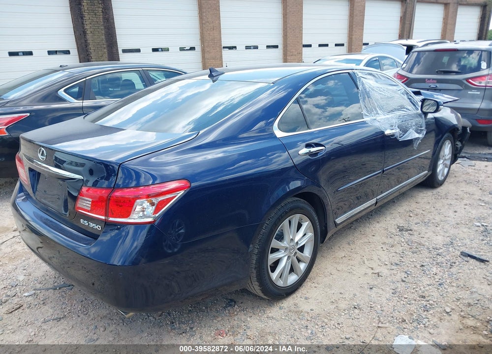 2011 LEXUS ES 350 VIN: JTHBK1EG2B2422775