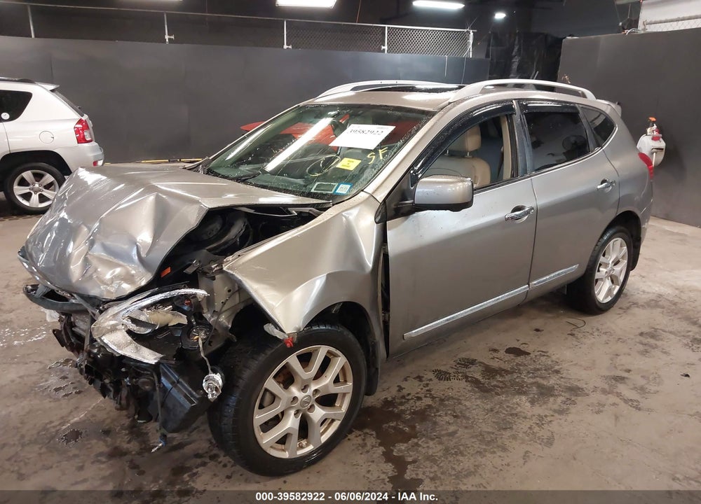 2013 NISSAN ROGUE SV W/SL PKG VIN: JN8AS5MV4DW621489