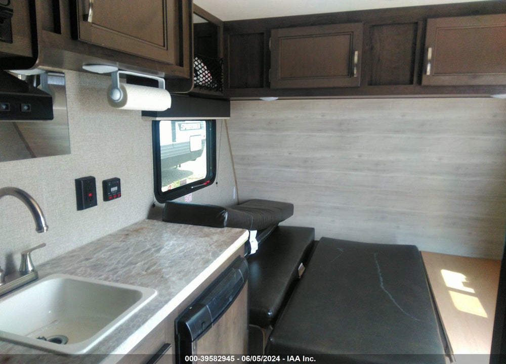 2021 OTHER JAYCO VIN: 1UJBJ0AG0M17D0245