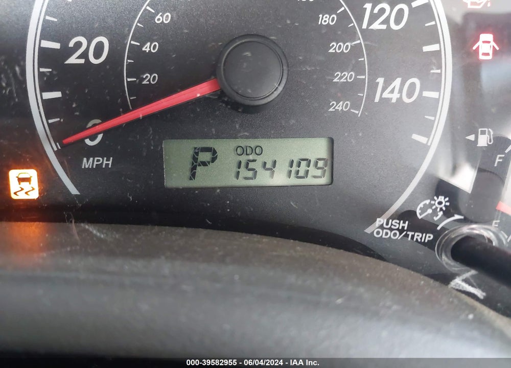 2010 TOYOTA COROLLA LE VIN: 2T1BU4EE5AC324819