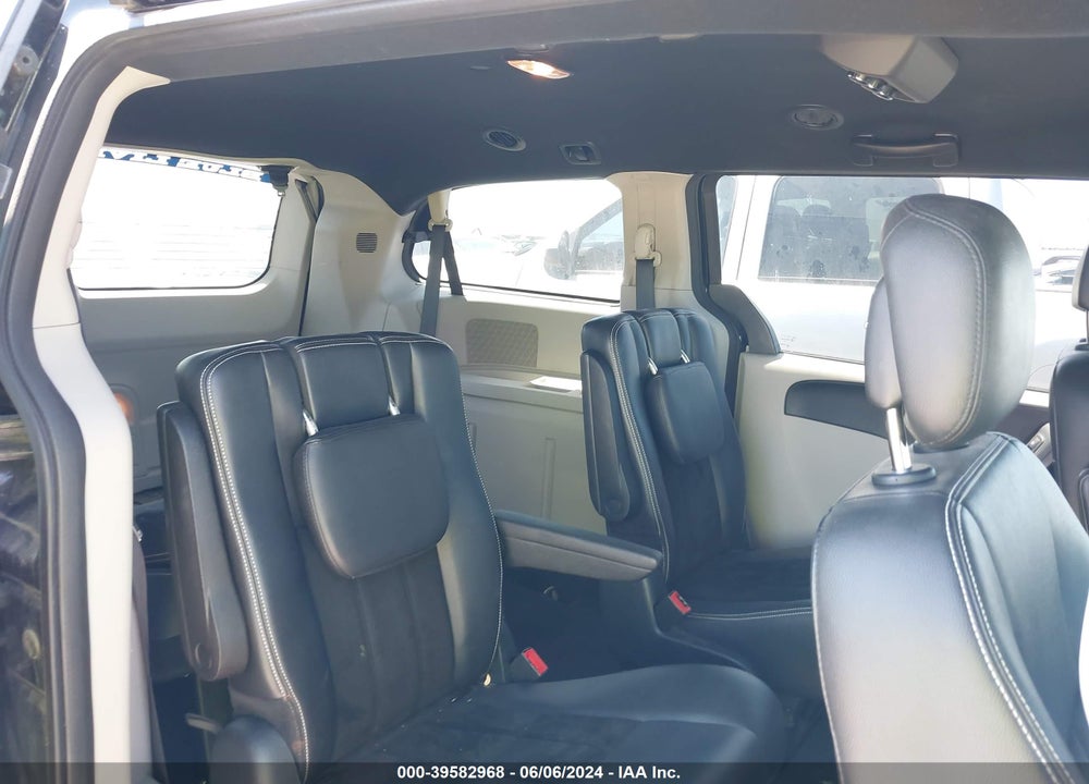 2017 DODGE GRAND CARAVAN SXT VIN: 2C4RDGCG5HR746605