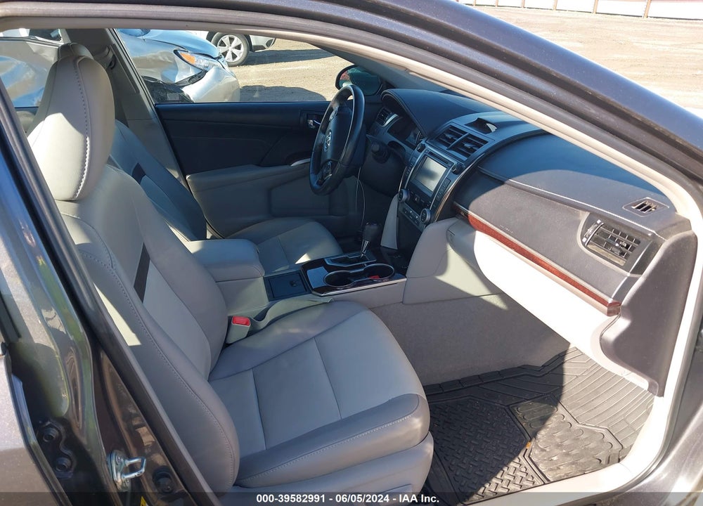 2014 TOYOTA CAMRY XLE V6 VIN: 4T1BK1FK2EU537725