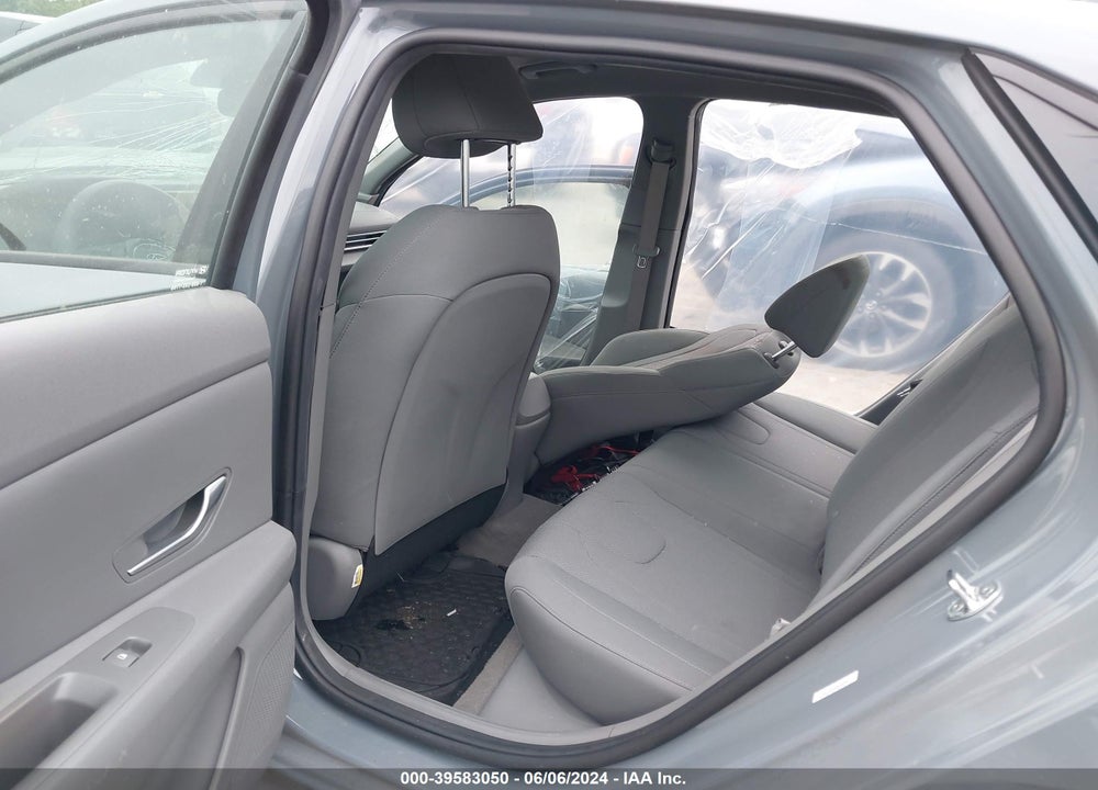2022 HYUNDAI ELANTRA SE VIN: KMHLL4AG3NU289457