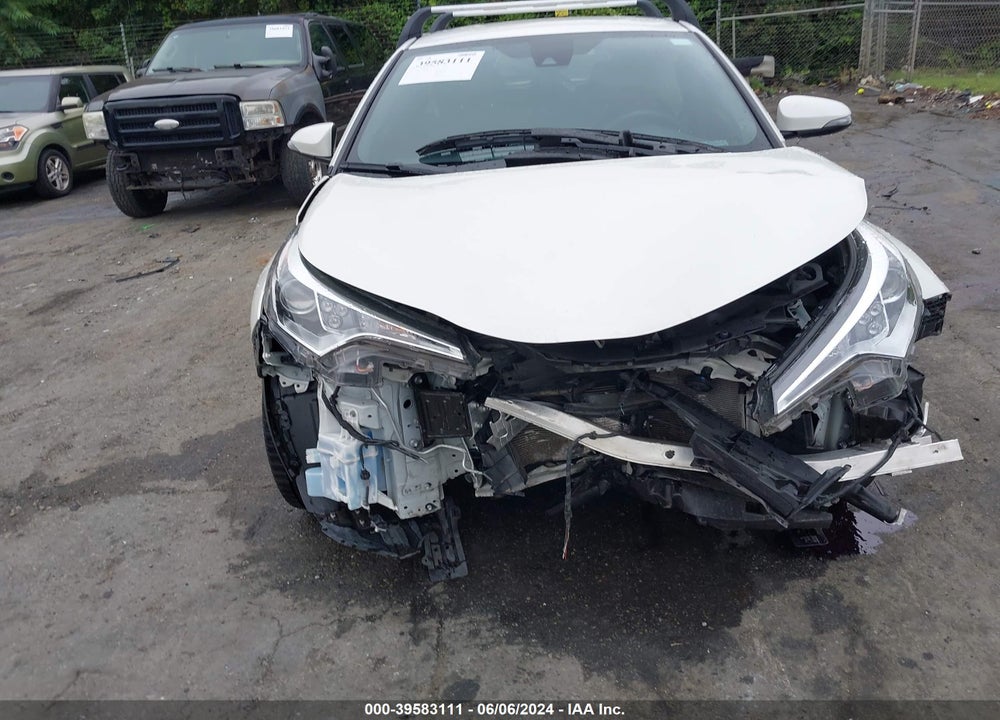 2018 TOYOTA C-HR VIN: JTNKHMBX4J1008886