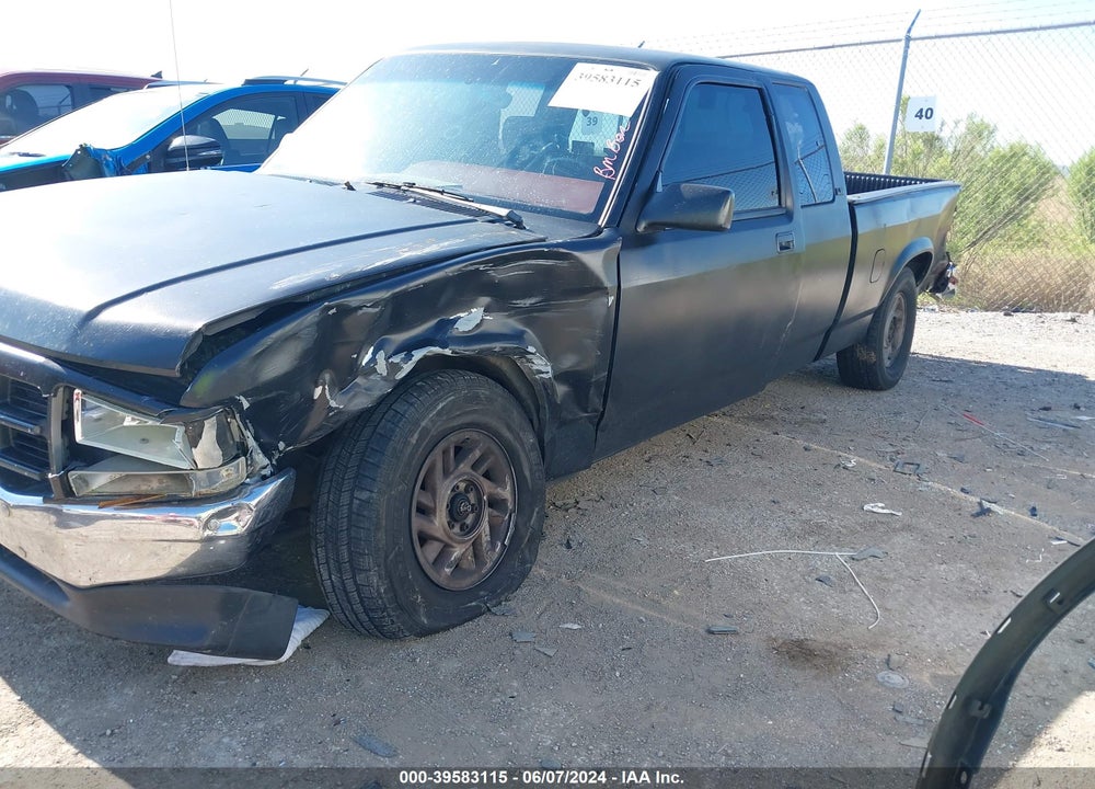 1992 DODGE DAKOTA VIN: 1B7FL23X8NS559412