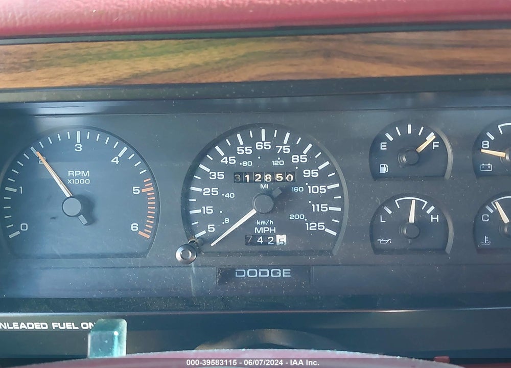 1992 DODGE DAKOTA VIN: 1B7FL23X8NS559412