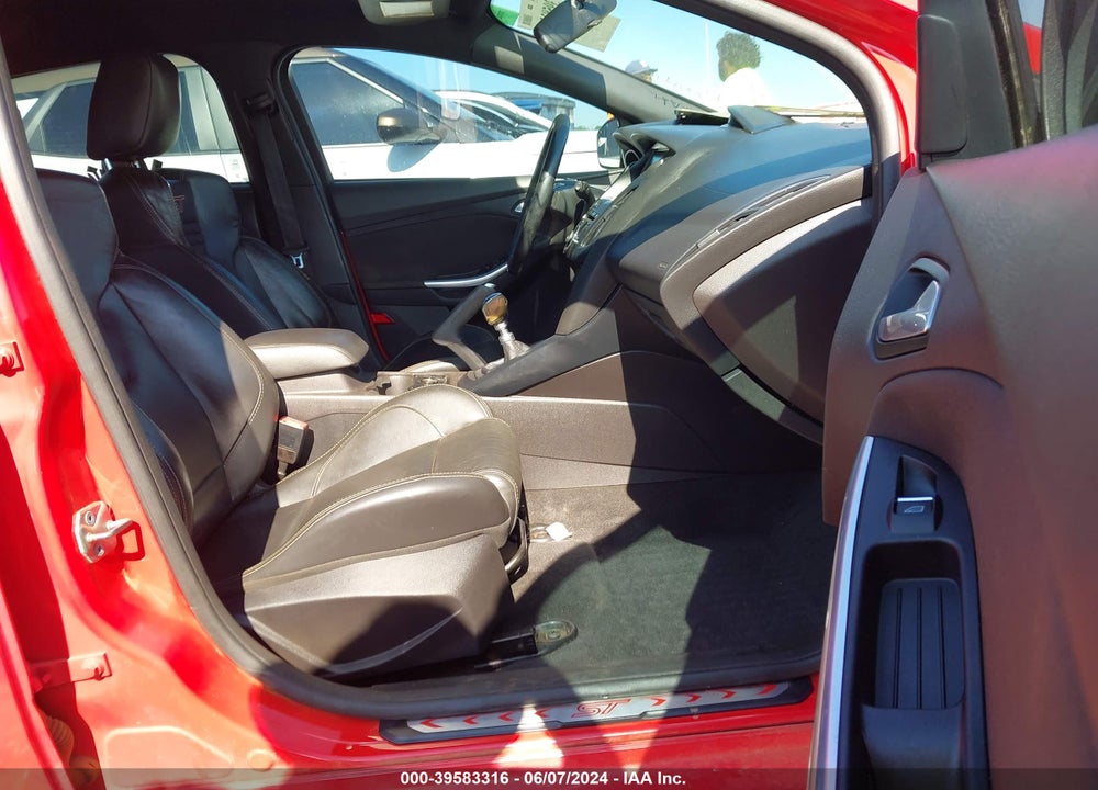 2014 FORD FOCUS ST VIN: 1FADP3L92EL208496