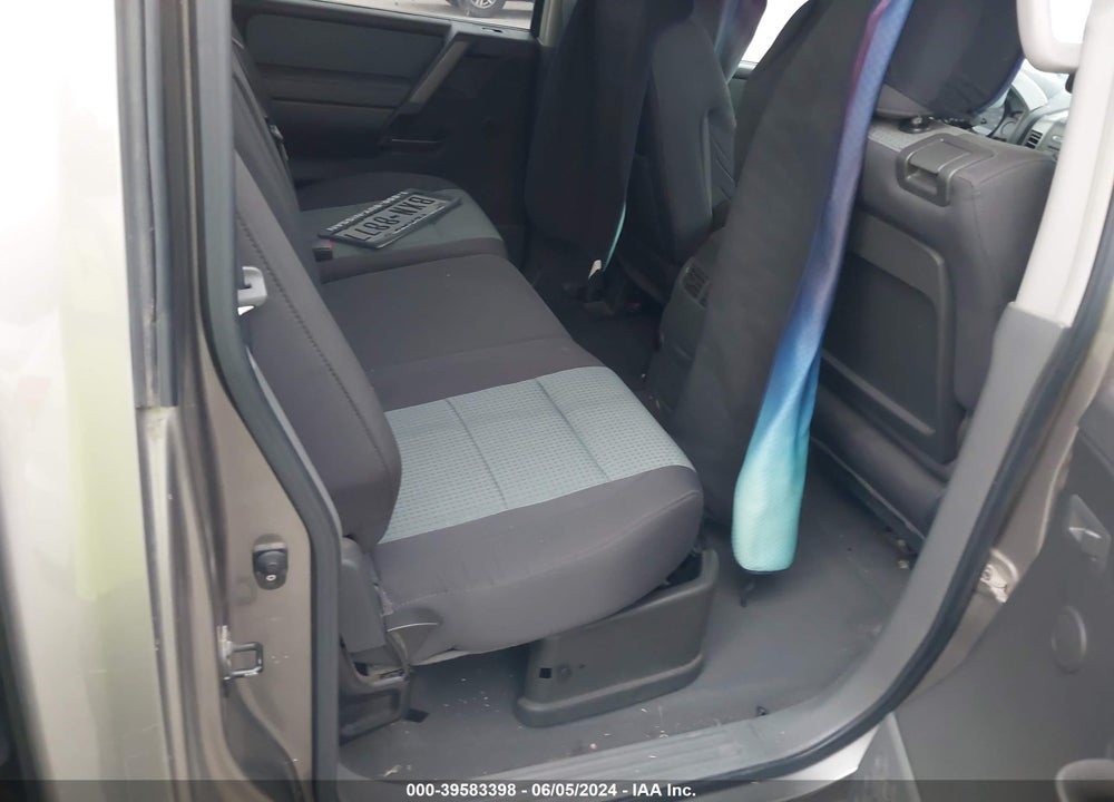 2006 NISSAN TITAN SE VIN: 1N6BA07A36N527138