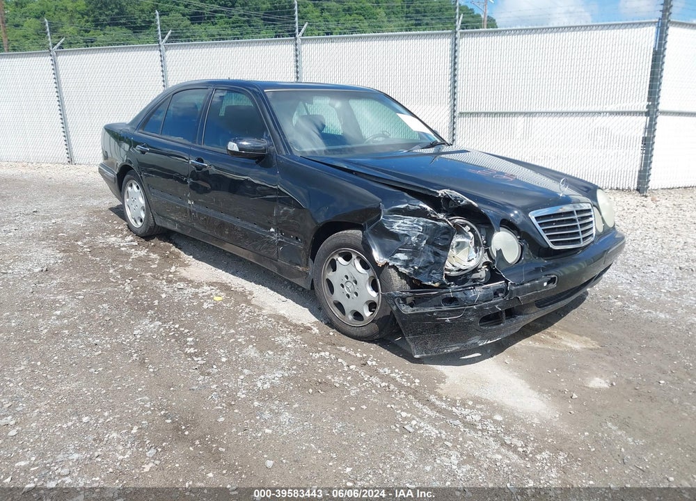 2000 MERCEDES-BENZ E 320 4M VIN: WDBJF82JXYX037257