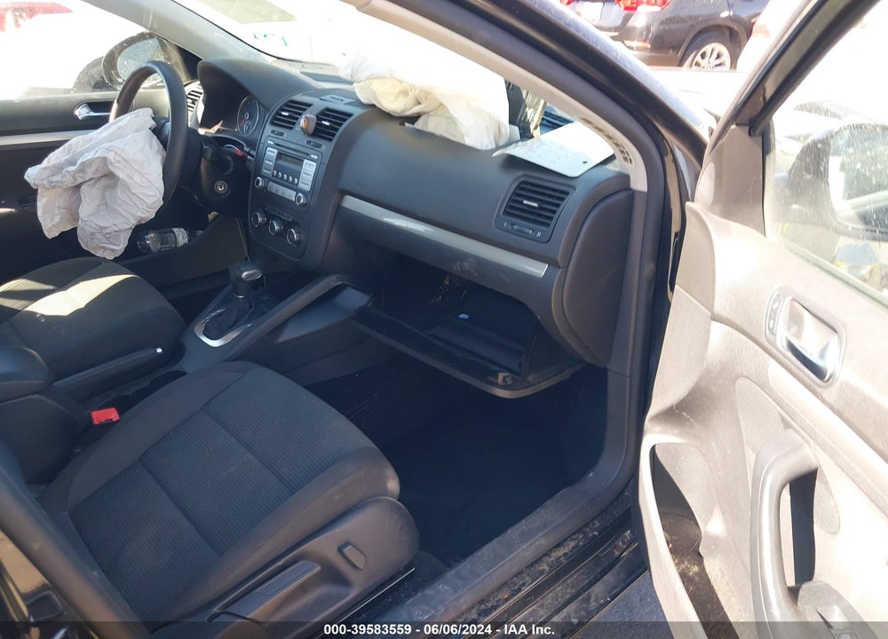2010 VOLKSWAGEN JETTA S VIN: 3VWJX7AJ5AM003178
