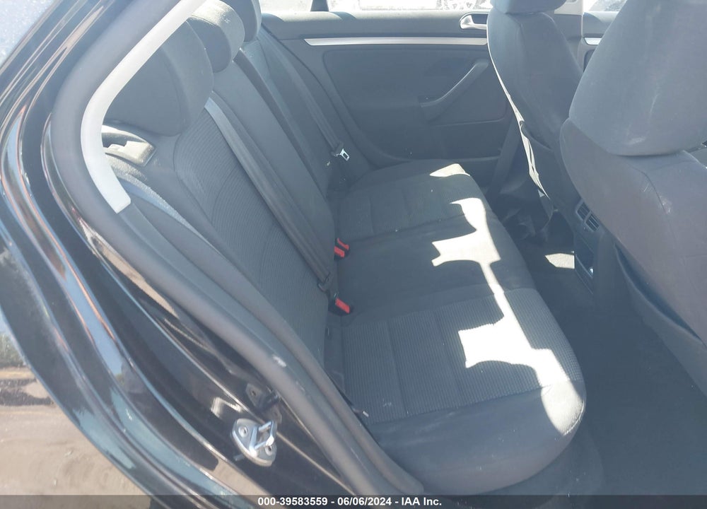 2010 VOLKSWAGEN JETTA S VIN: 3VWJX7AJ5AM003178