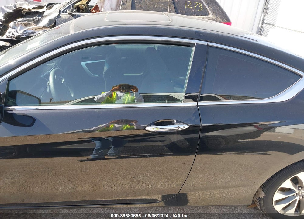 2014 HONDA ACCORD EX VIN: 1HGCT1B76EA016842