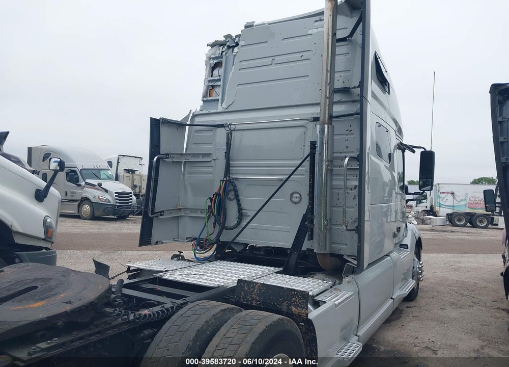 2020 VOLVO VNL VIN: 4V4NC9EH1LN215740