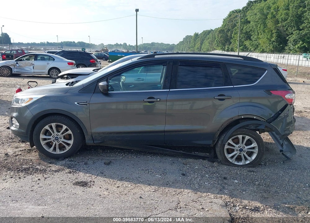 2017 FORD ESCAPE SE VIN: 1FMCU0GD7HUB49483