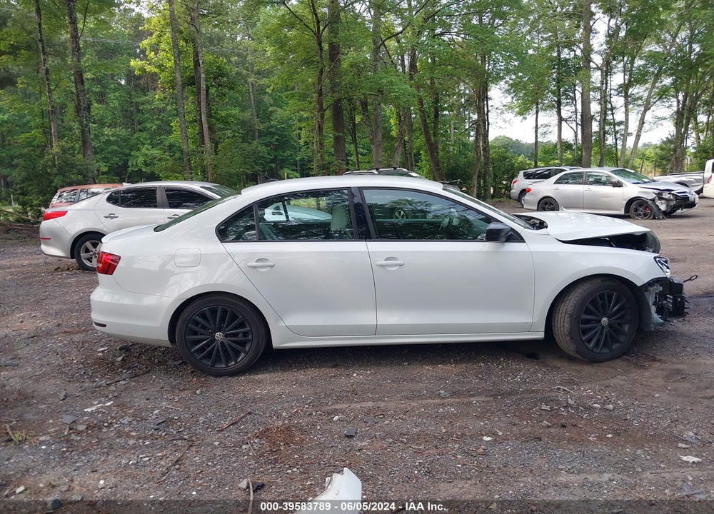 2015 VOLKSWAGEN JETTA 1.8T SPORT VIN: 3VWD17AJ5FM409905