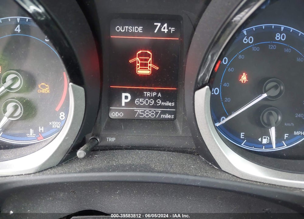 2016 TOYOTA COROLLA VIN: 5YFBURHE2GP555114