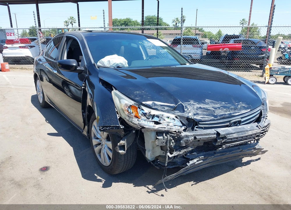2013 HONDA ACCORD EX VIN: 1HGCR2F7XDA010992