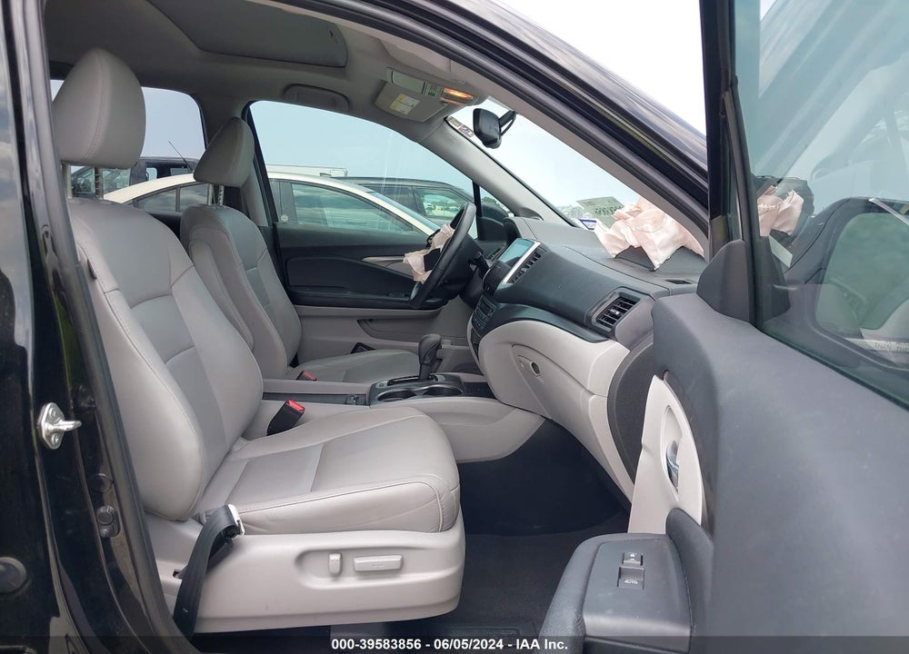 2017 HONDA PILOT EX-L VIN: 5FNYF5H53HB048202