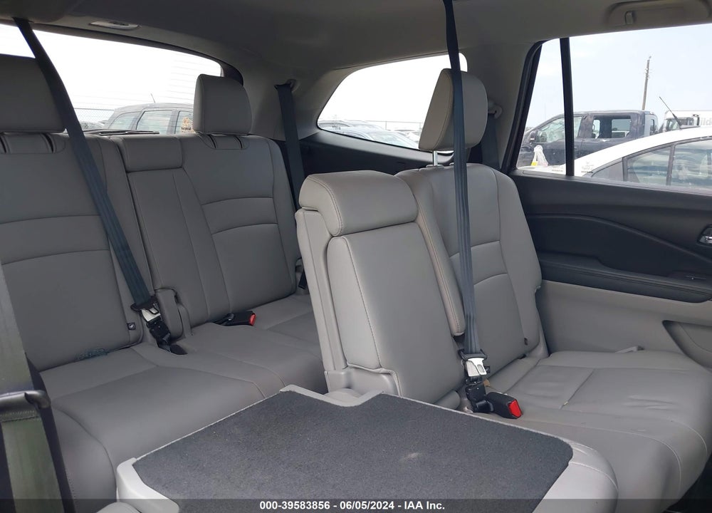 2017 HONDA PILOT EX-L VIN: 5FNYF5H53HB048202