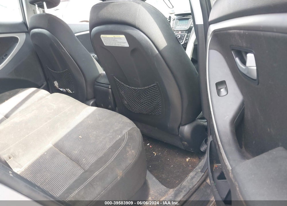 2013 HYUNDAI ELANTRA GT VIN: KMHD35LE6DU101115