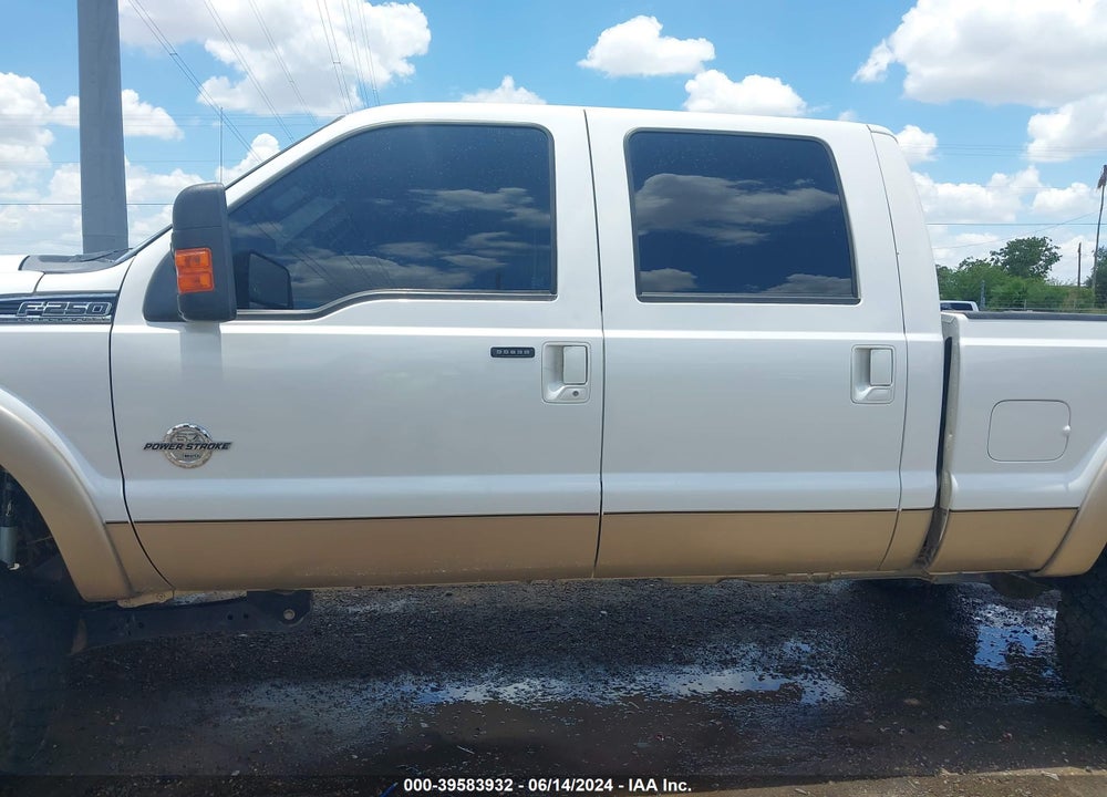 2013 FORD F-250 LARIAT VIN: 1FT7W2BT3DEA07985