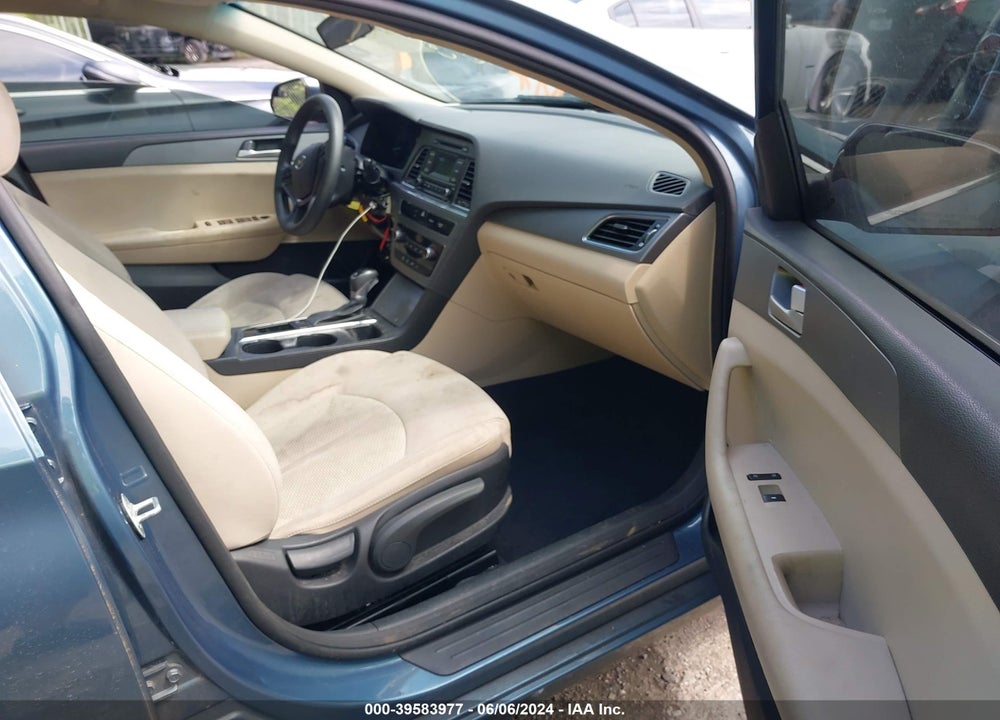 2015 HYUNDAI SONATA SE VIN: 5NPE24AF6FH088512