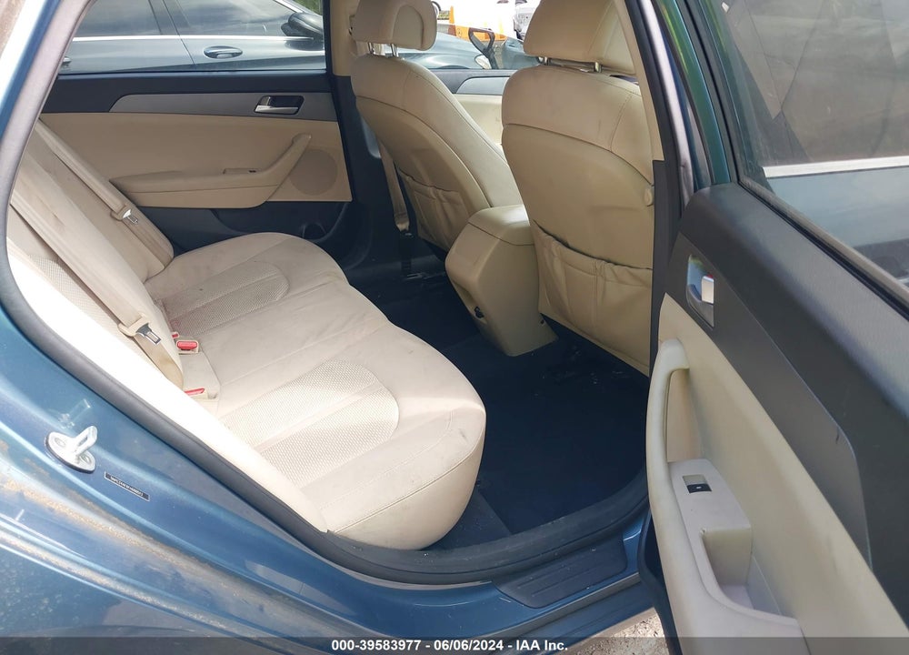 2015 HYUNDAI SONATA SE VIN: 5NPE24AF6FH088512