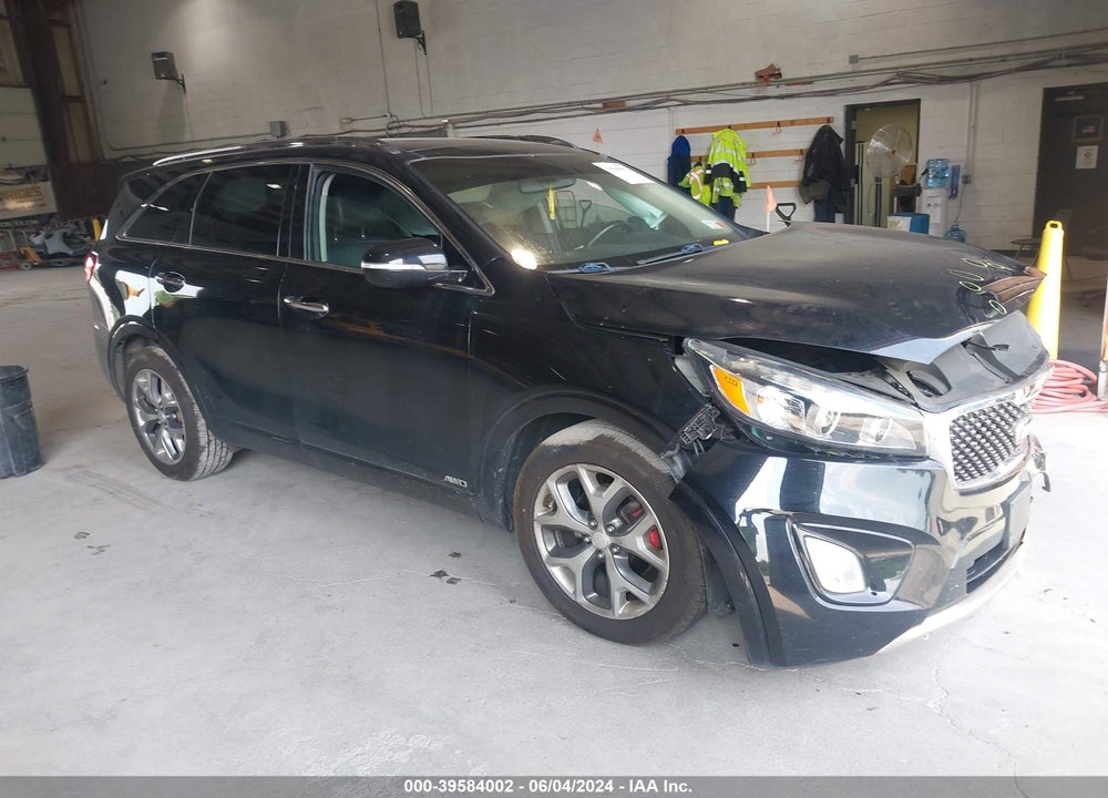 2018 KIA SORENTO 3.3L SX VIN: 5XYPKDA50JG387087
