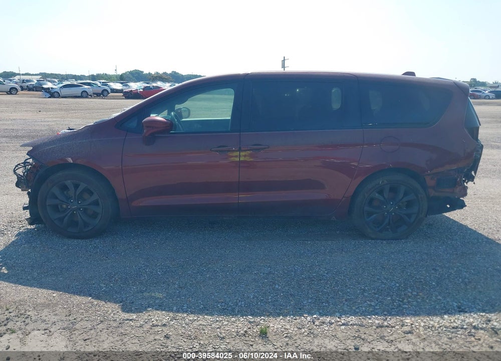 2018 CHRYSLER PACIFICA TOURING PLUS VIN: 2C4RC1FG5JR260328