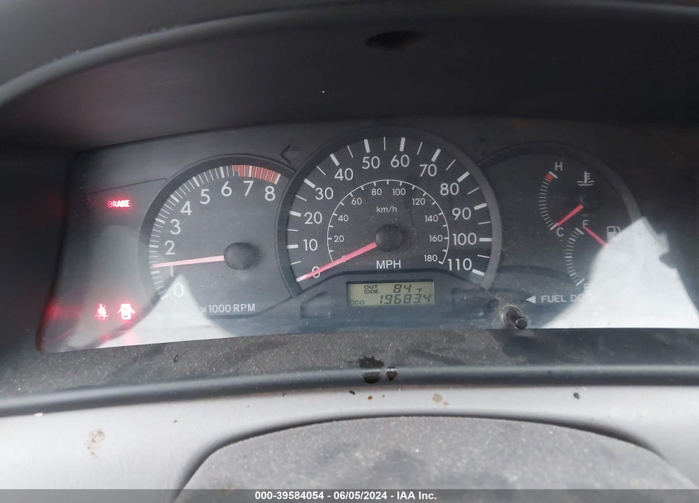 2005 TOYOTA COROLLA CE VIN: JTDBR32E752058675