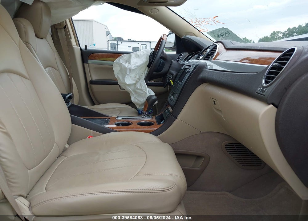 2008 BUICK ENCLAVE CXL VIN: 5GAER23718J292829