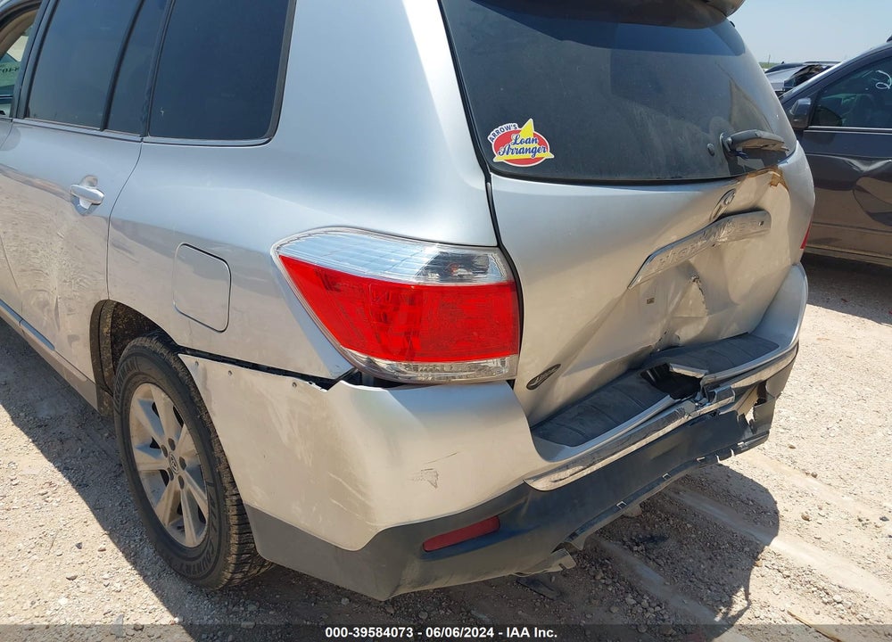 2013 TOYOTA HIGHLANDER SE V6 VIN: 5TDZK3EH1DS128669