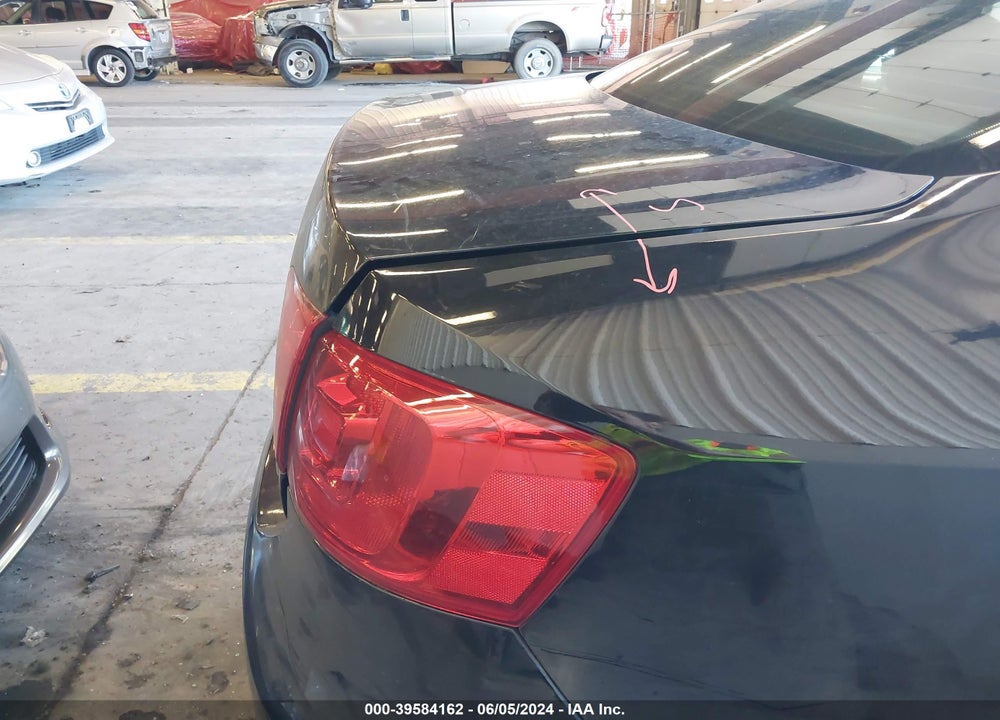 2011 VOLKSWAGEN JETTA 2.0L TDI VIN: 3VWLL7AJ8BM128892