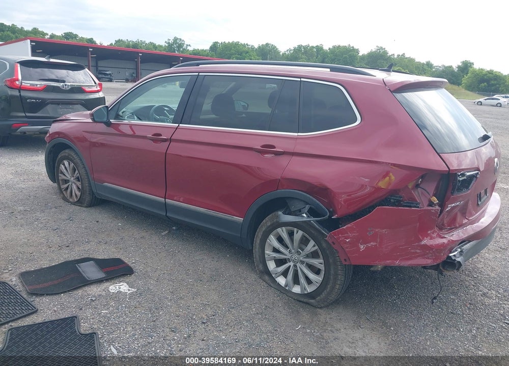 2018 VOLKSWAGEN TIGUAN 2.0T SE/2.0T SEL VIN: 3VV3B7AX8JM067053