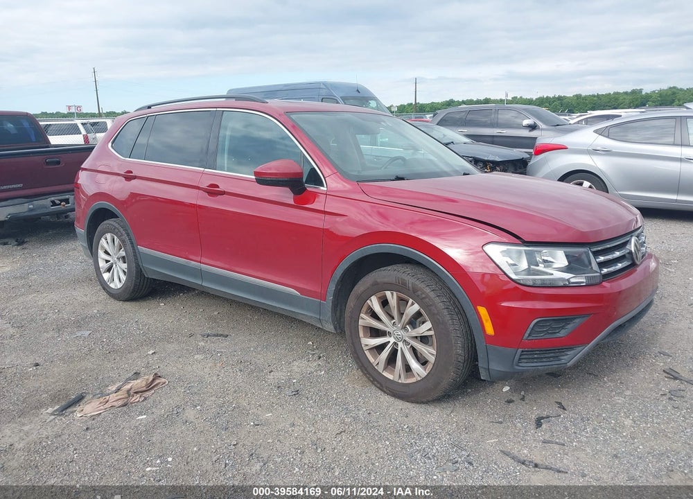 2018 VOLKSWAGEN TIGUAN 2.0T SE/2.0T SEL VIN: 3VV3B7AX8JM067053