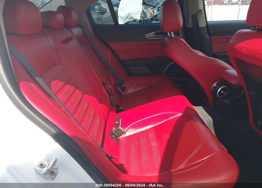 2019 ALFA ROMEO GIULIA TI SPORT RWD VIN: ZARFAMBN0K7607720