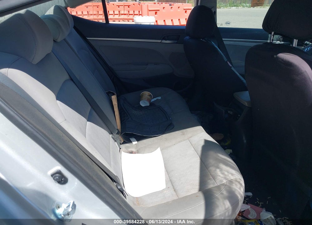 2017 HYUNDAI ELANTRA SE VIN: 5NPD74LF0HH094965