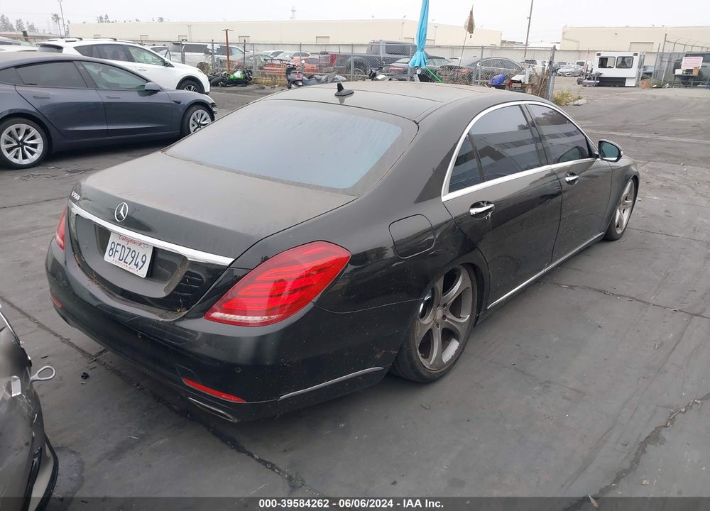 2016 MERCEDES-BENZ S 550 VIN: WDDUG8CB9GA222605