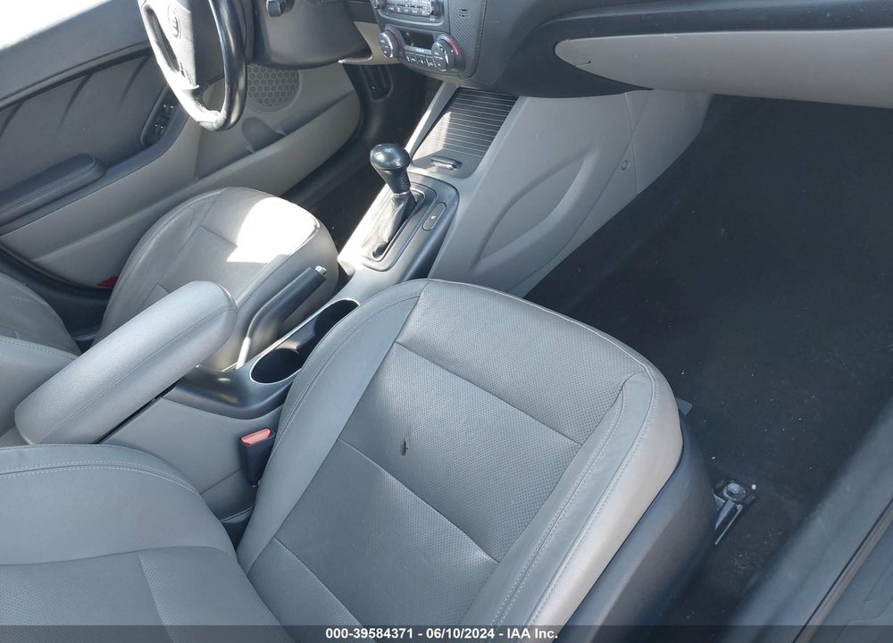 2015 KIA FORTE EX VIN: KNAFZ4A86F5264974