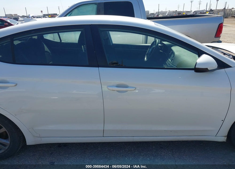 2018 HYUNDAI ELANTRA SEL VIN: 5NPD84LF1JH356687