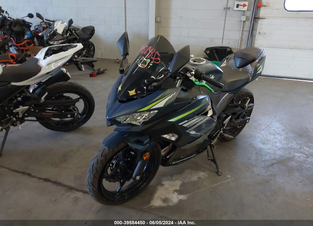 2022 KAWASAKI EX400 VIN: JKAEXKH14NDAF7630