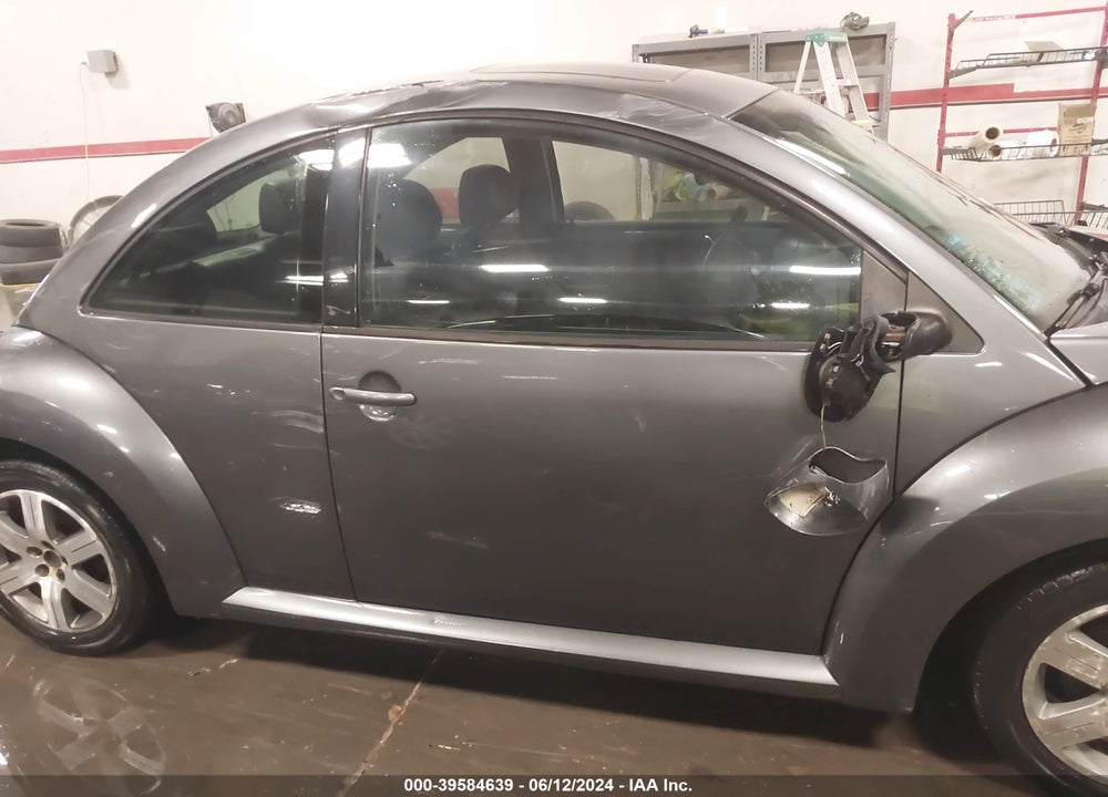 2006 VOLKSWAGEN NEW BEETLE 2.5 VIN: 3VWRW31CX6M400148