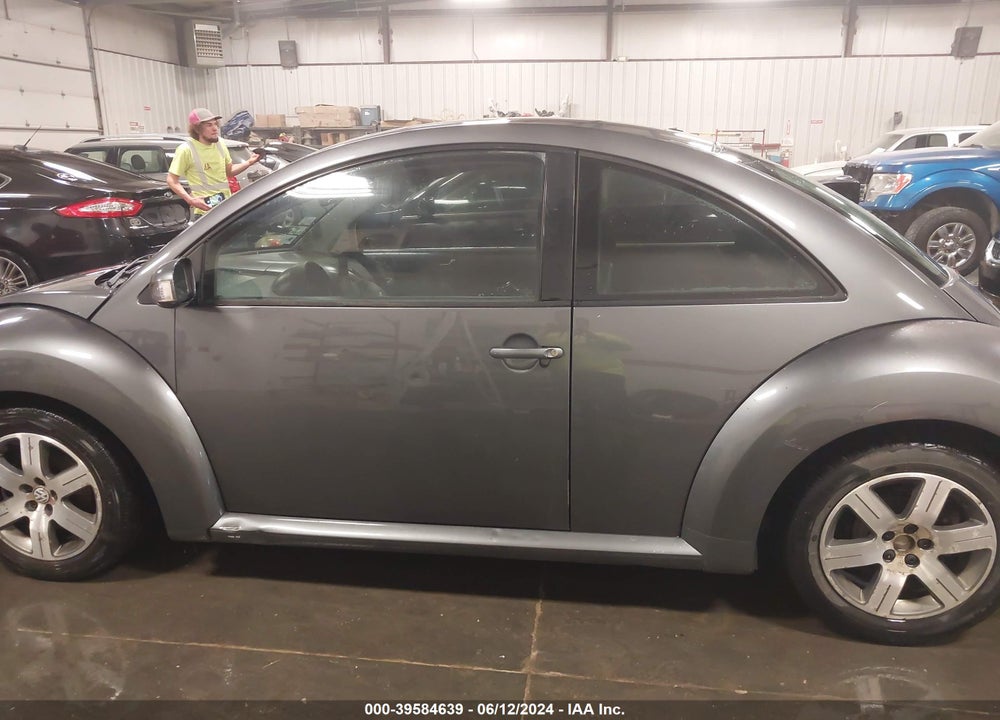 2006 VOLKSWAGEN NEW BEETLE 2.5 VIN: 3VWRW31CX6M400148