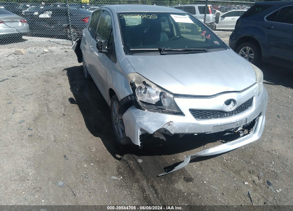 2013 TOYOTA YARIS SE VIN: JTDKTUD36DD570921