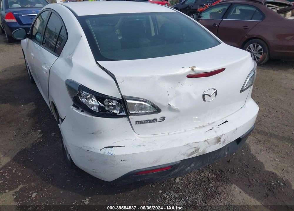 2010 MAZDA 3 I TOURING VIN: JM1BL1SG9A1242023