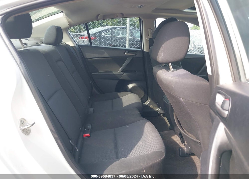 2010 MAZDA 3 I TOURING VIN: JM1BL1SG9A1242023