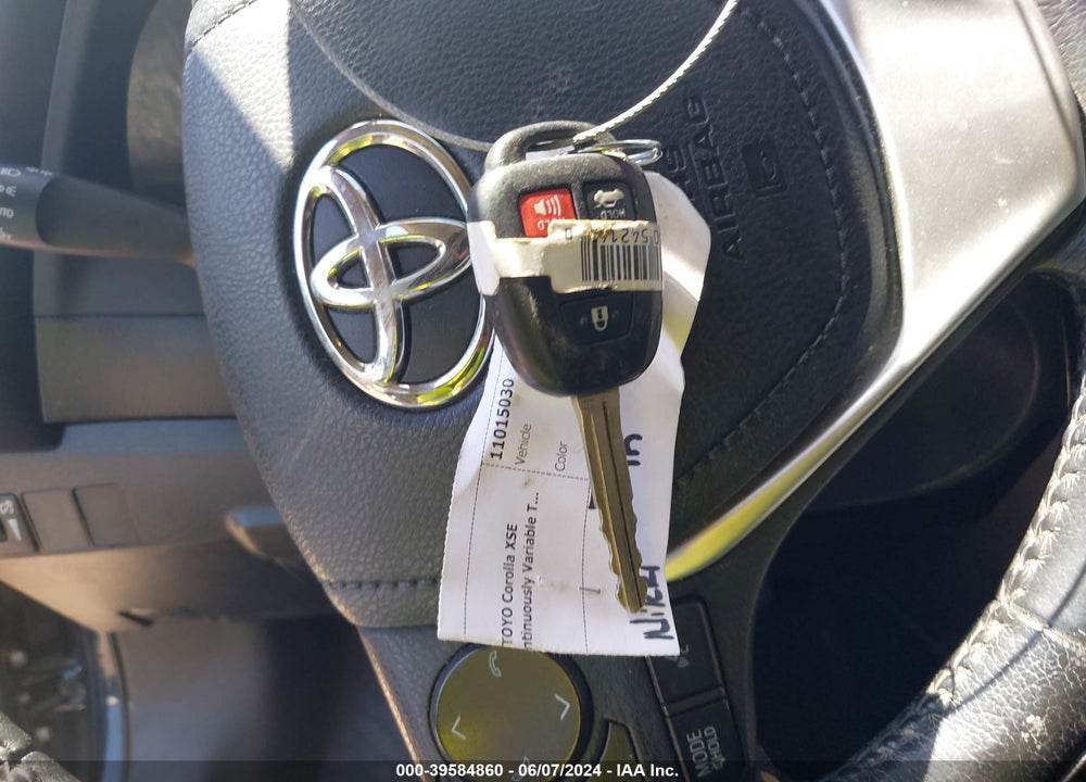 2018 TOYOTA COROLLA SE VIN: 2T1BURHE9JC121442