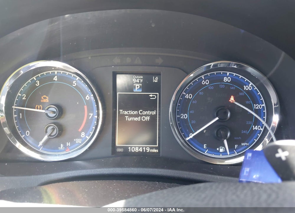 2018 TOYOTA COROLLA SE VIN: 2T1BURHE9JC121442