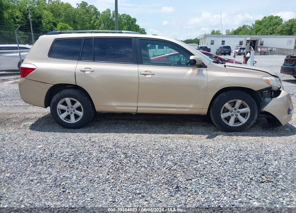 2010 TOYOTA HIGHLANDER BASE V6 VIN: 5TDBK3EH5AS032959