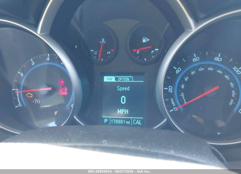 2014 CHEVROLET CRUZE 1LT AUTO VIN: 1G1PC5SB9E7325657